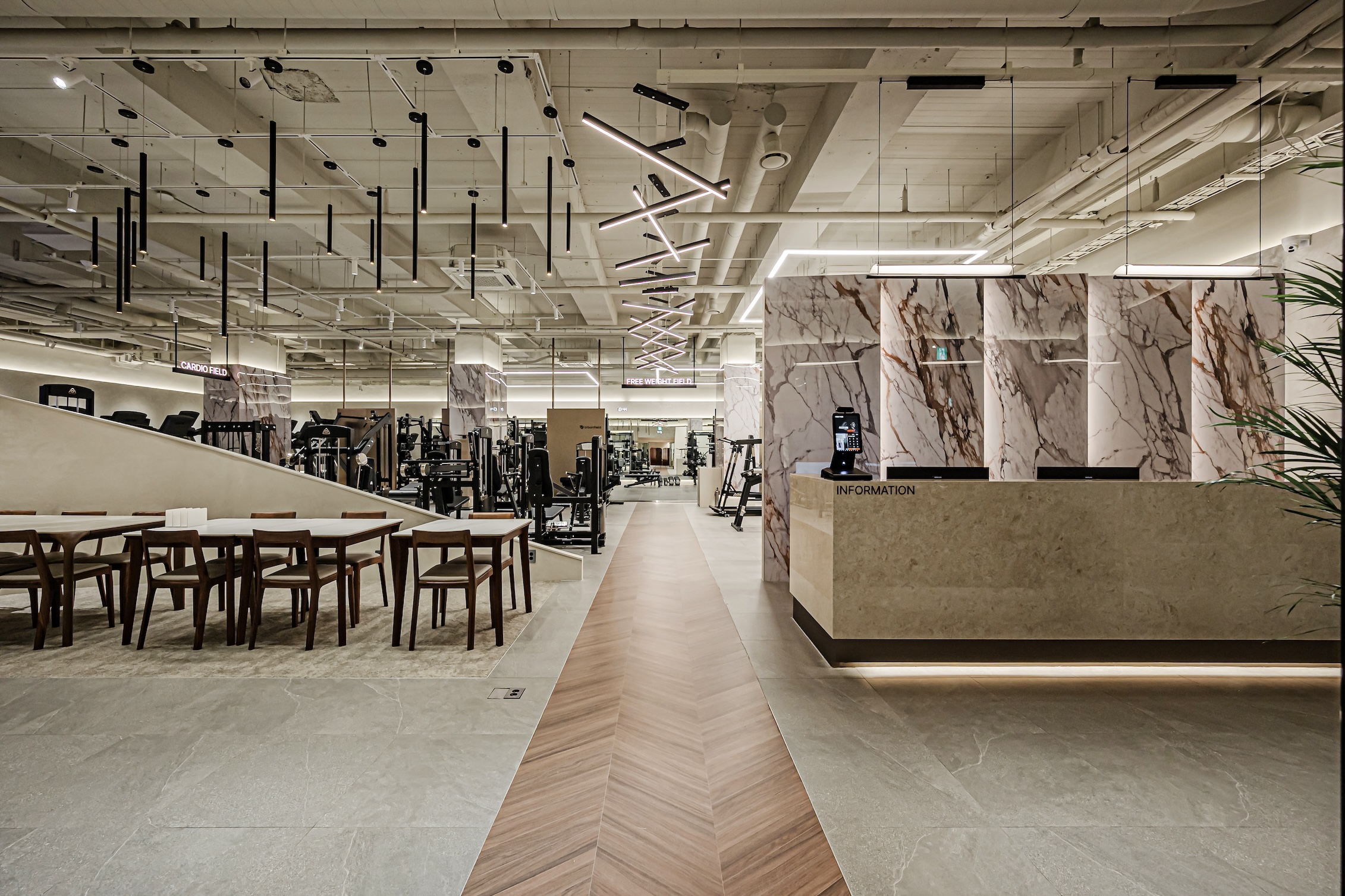 역삼헬스장 비주얼 끝판왕 헬스장 추천